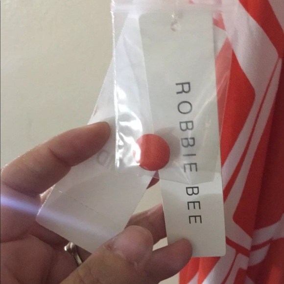 Robbie Bee Dress - Picture 5 of 5